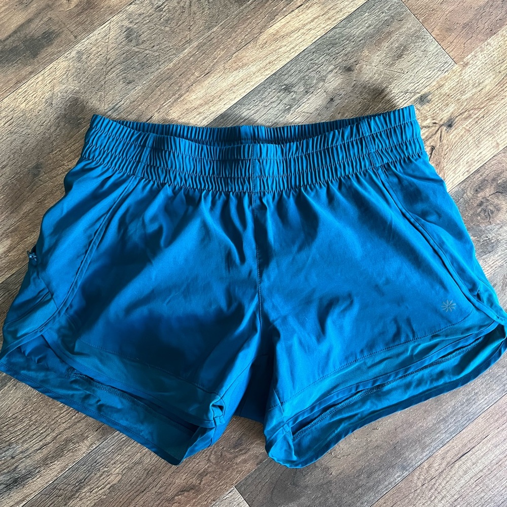 Athleta mesh racer run shorts 4”